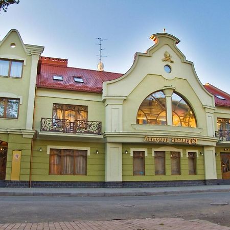 Letuchiy Gollandets Uzhhorod Exterior foto